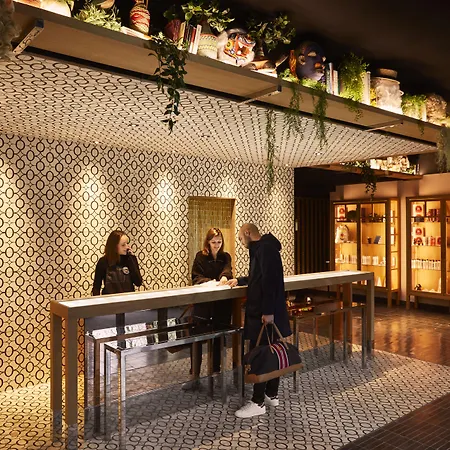 Hotel Mama Shelter West