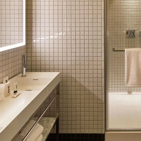 Mama Shelter West 호텔 3*