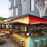 Hotel Mama Shelter West 3*