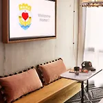 Hotel Mama Shelter West
