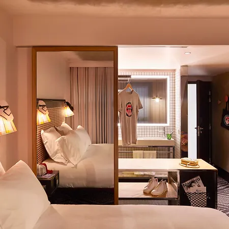 Hotel Mama Shelter West