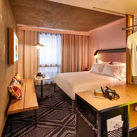 Hotel Mama Shelter West 3*