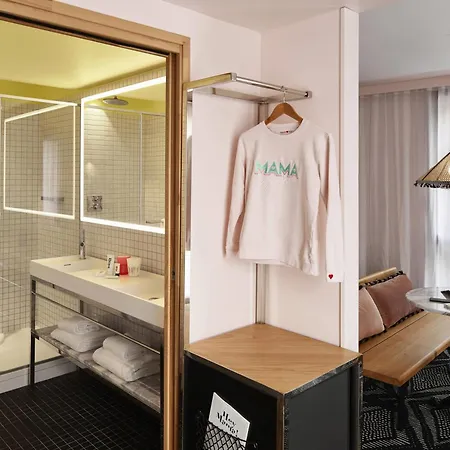 Mama Shelter West 3*