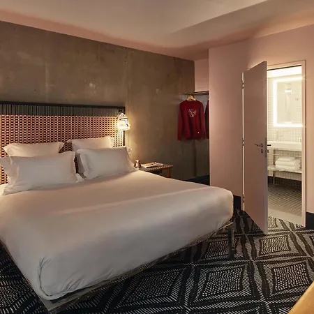 Hotell Mama Shelter West Paris