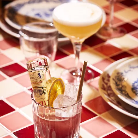 فندق Mama Shelter West 3*