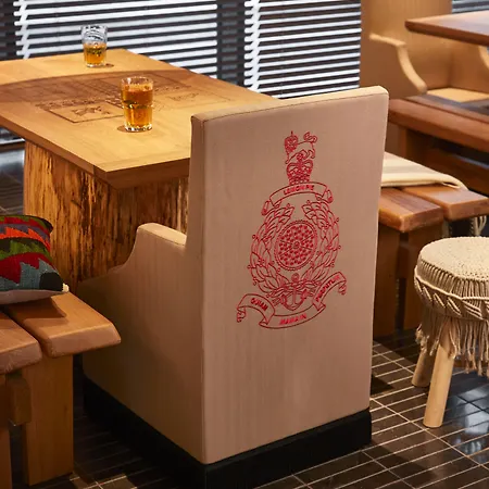 فندق Mama Shelter West 3*