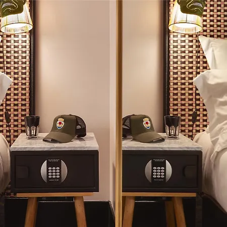 Mama Shelter West 3* باريس