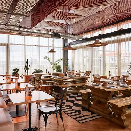 Mama Shelter West 3* Parigi