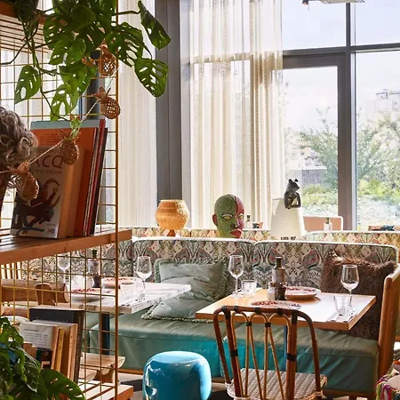 Mama Shelter West Hotel 3*