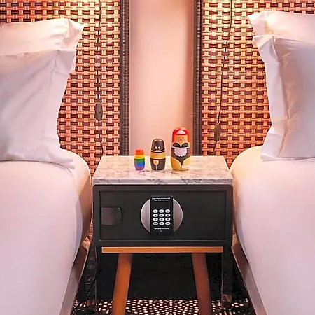Mama Shelter West Hotel 3*