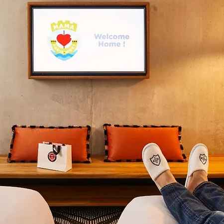 Mama Shelter West Hotel 3*