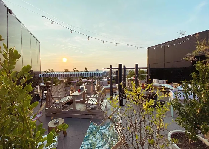 Mama Shelter West Hotel 3*