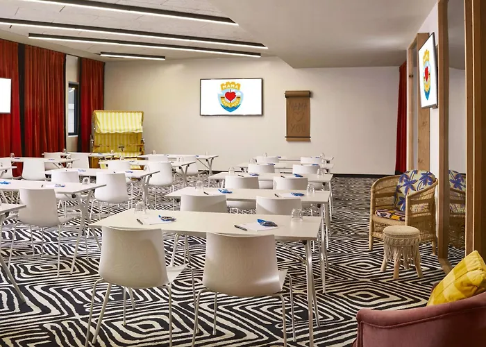 Mama Shelter West Hotel