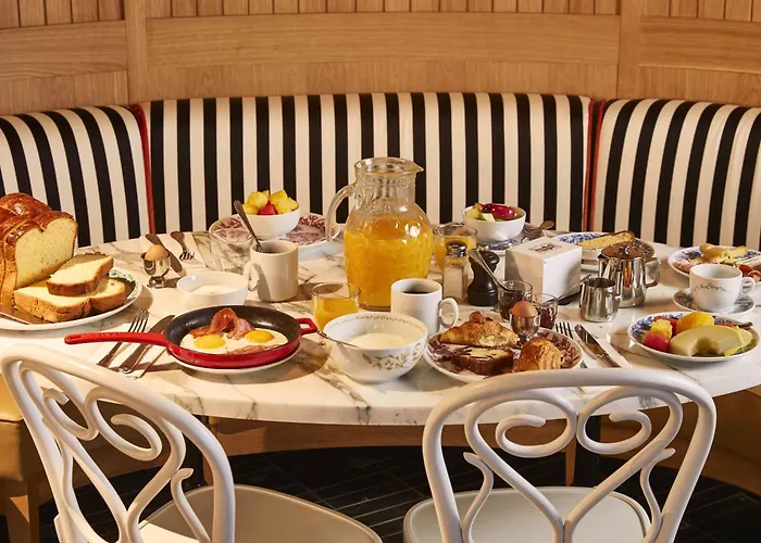 Mama Shelter West Hotel Paris