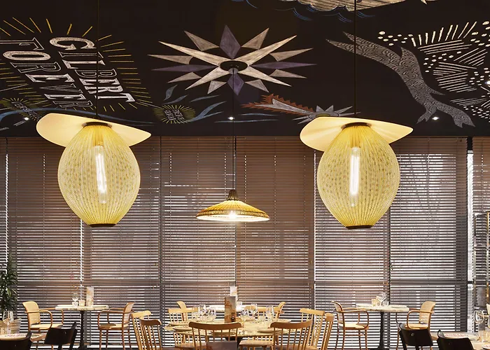 Mama Shelter West 3*