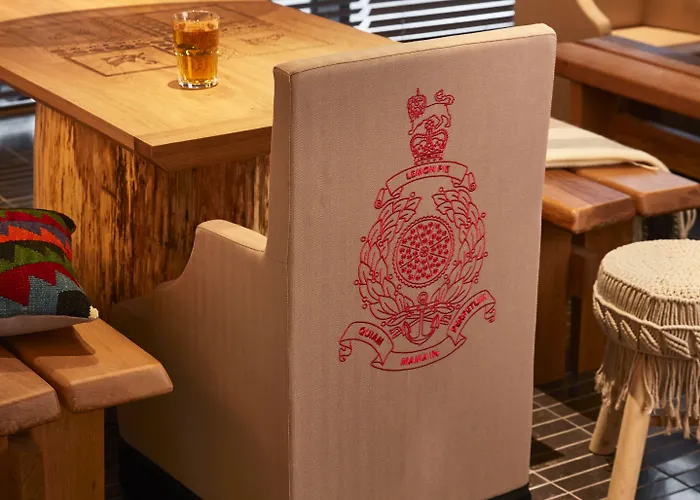 Hotel Mama Shelter West 3*