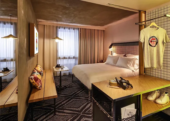 Mama Shelter West Hotel 3*