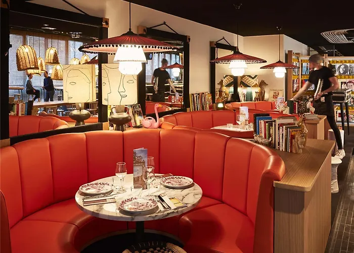 Hotel Mama Shelter West Paris