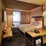 Mama Shelter West Hotell 3*